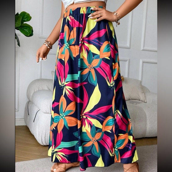 Boho Plus Size Floral Tropical Print Wide Leg Palazzo Pants - Picture 3 of 7